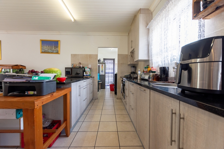 3 Bedroom Property for Sale in Laaiplek Western Cape